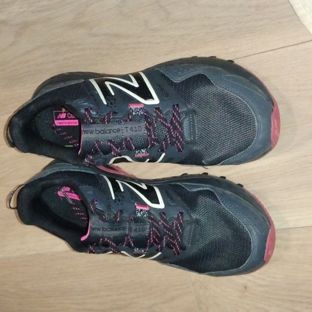 Women's New Balance Running Shoes 10 - Picture 4 of 8